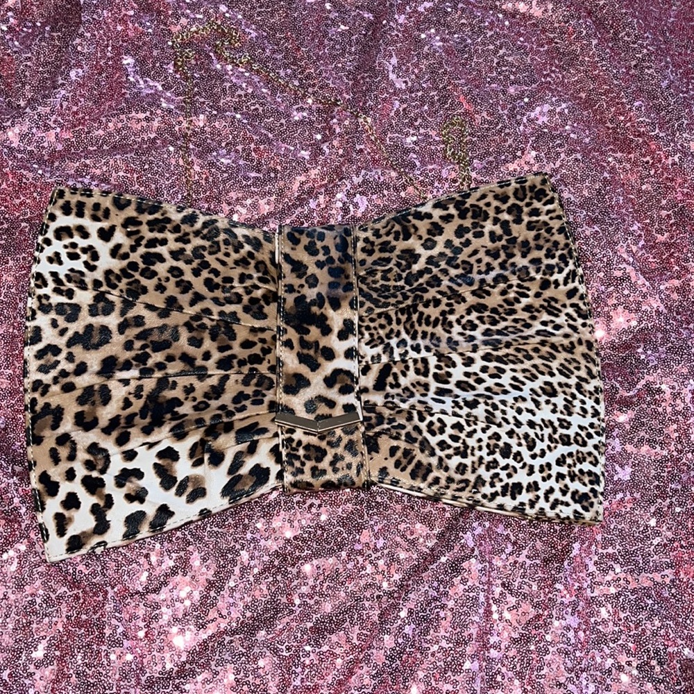 Oversized clutch.